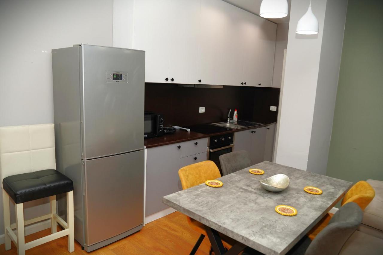 Kler Apartments City Center Тирана Экстерьер фото