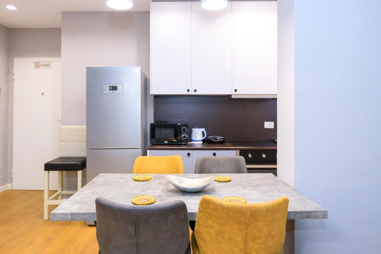 Kler Apartments City Center Тирана Экстерьер фото