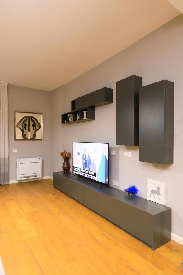 Kler Apartments City Center Тирана Экстерьер фото