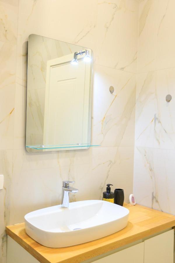 Kler Apartments City Center Тирана Экстерьер фото