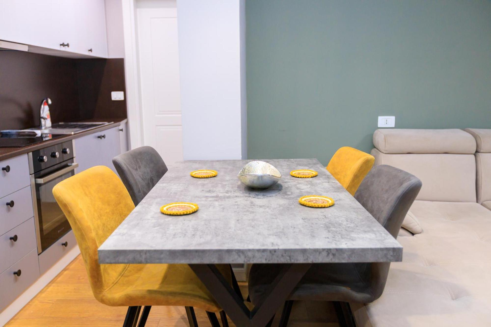 Kler Apartments City Center Тирана Экстерьер фото